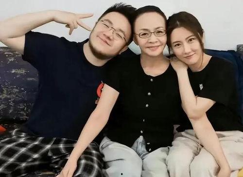 娱乐八卦爆料吃瓜模板,当红明星的惊人往事，你绝对想不到！